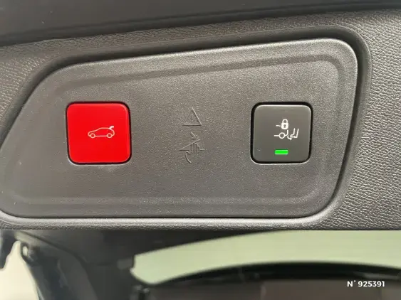 PEUGEOT 3008 II - voiture d'occasion - Photo 27