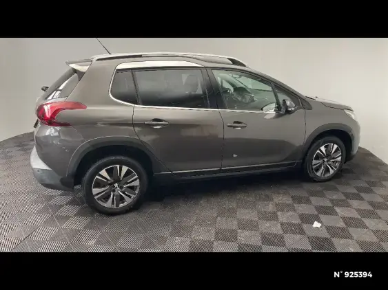 PEUGEOT 2008 - voiture d'occasion - Photo 5