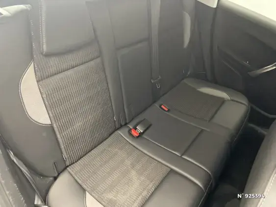PEUGEOT 2008 - voiture d'occasion - Photo 11