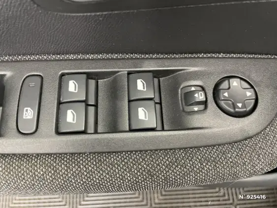 PEUGEOT 208 ELECTRIQUE II - voiture d'occasion - Photo 26