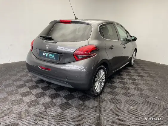 PEUGEOT 208 - voiture d'occasion - Photo 4