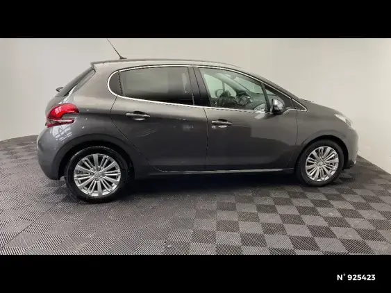 PEUGEOT 208 - voiture d'occasion - Photo 5