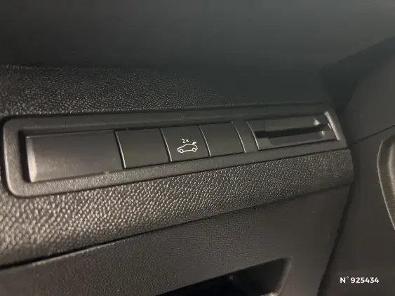 PEUGEOT 5008 II - voiture d'occasion - Photo 15