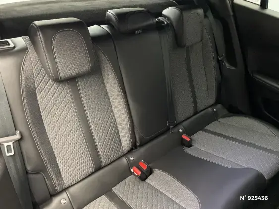 PEUGEOT 2008 II - voiture d'occasion - Photo 11