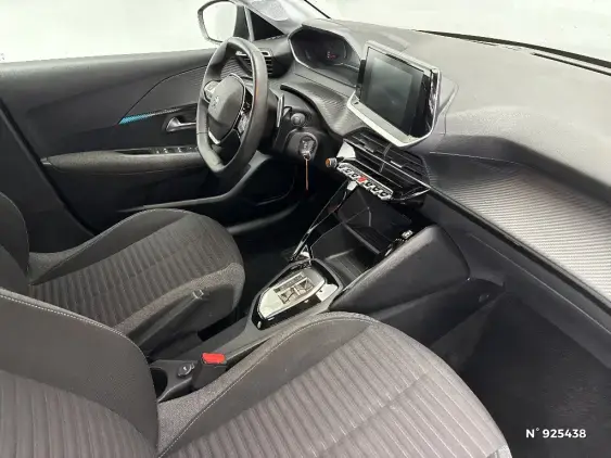 PEUGEOT 208 II - voiture d'occasion - Photo 9