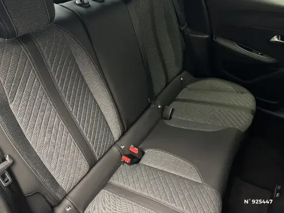 PEUGEOT 208 II - voiture d'occasion - Photo 11