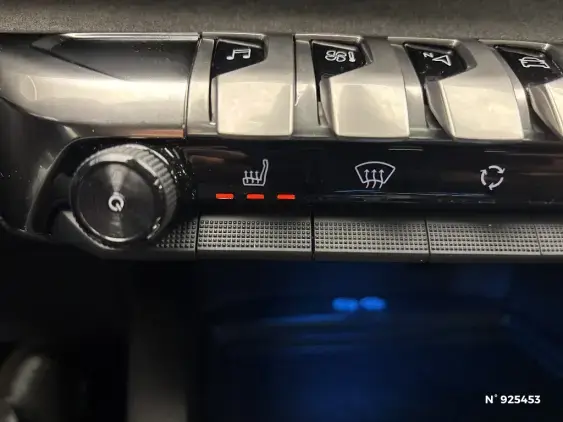 PEUGEOT 3008 II - voiture d'occasion - Photo 25