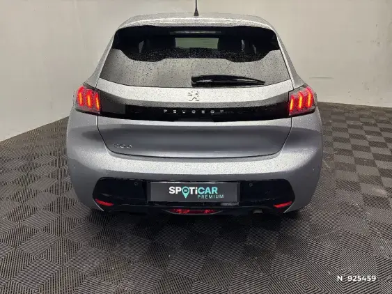 PEUGEOT 208 II - voiture d'occasion - Photo 6