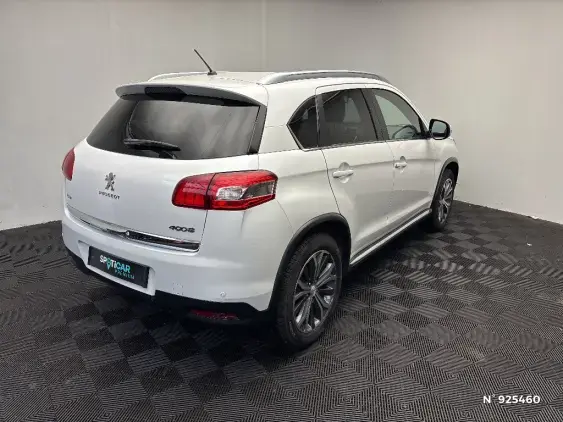 PEUGEOT 4008 - voiture d'occasion - Photo 4
