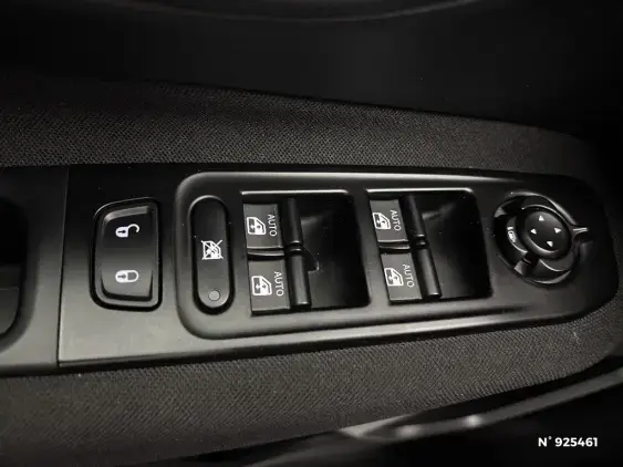 JEEP RENEGADE - voiture d'occasion - Photo 26