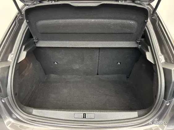 PEUGEOT 208 II - voiture d'occasion - Photo 7