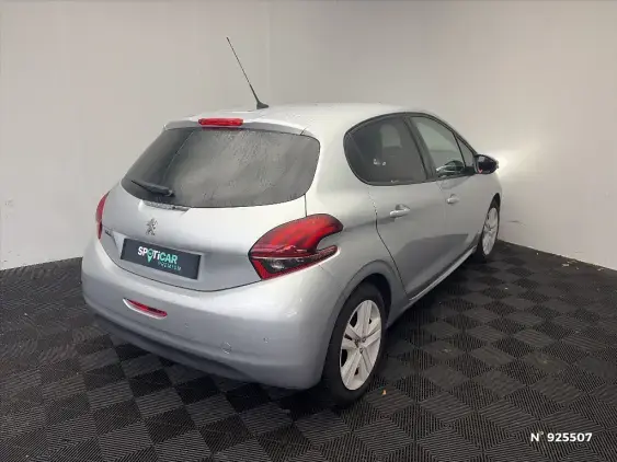 PEUGEOT 208 - voiture d'occasion - Photo 4