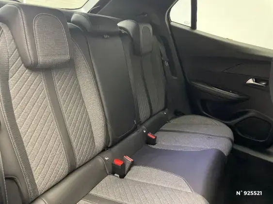 PEUGEOT 2008 II - voiture d'occasion - Photo 11