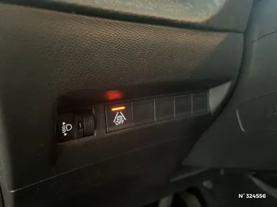 PEUGEOT 208 BUSINESS R II - voiture d'occasion - Photo 15