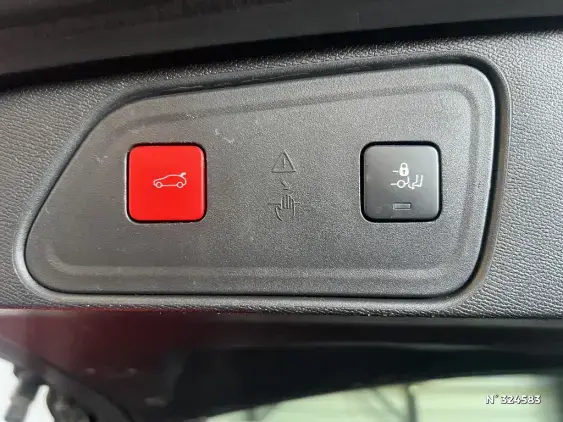 PEUGEOT 3008 II - voiture d'occasion - Photo 25