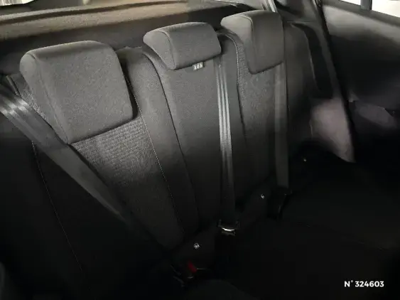 PEUGEOT 2008 II - voiture d'occasion - Photo 11