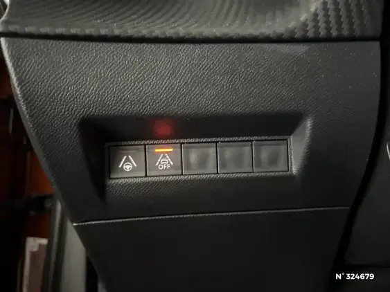 PEUGEOT 2008 ELECTRIQUE II - voiture d'occasion - Photo 15