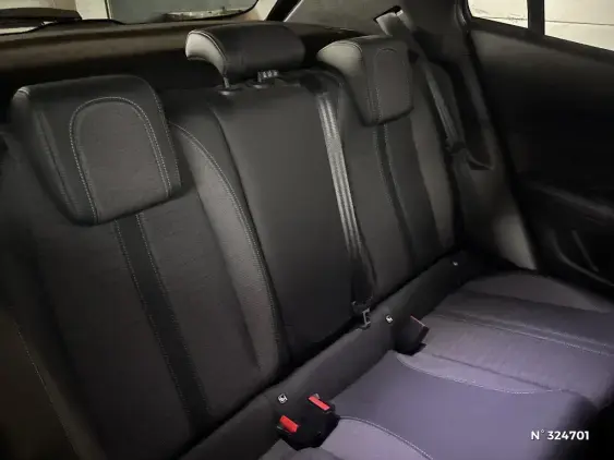 PEUGEOT 2008 II - voiture d'occasion - Photo 11