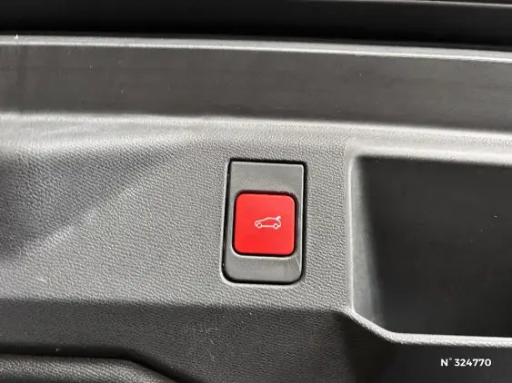 PEUGEOT 5008 III - voiture d'occasion - Photo 23