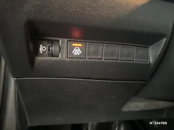 PEUGEOT 208 BUSINESS R II - voiture d'occasion - Photo 15