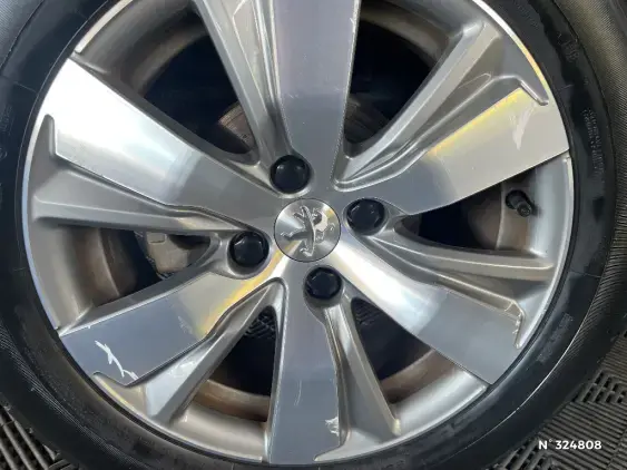 PEUGEOT 2008 - voiture d'occasion - Photo 27