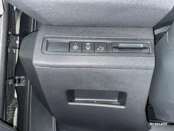 PEUGEOT 3008 II - voiture d'occasion - Photo 15