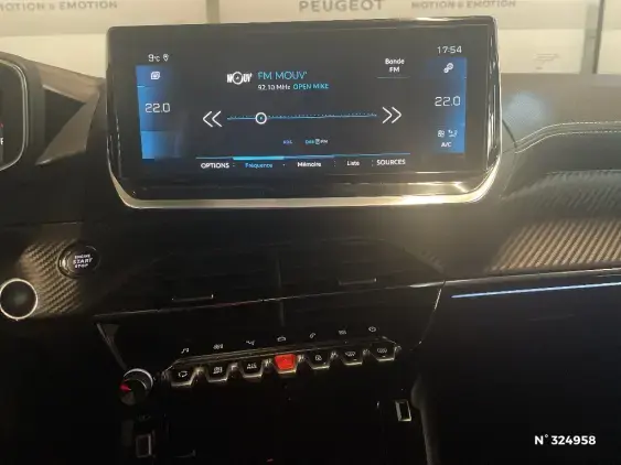 PEUGEOT 2008 II - voiture d'occasion - Photo 13