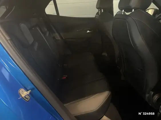 PEUGEOT 2008 II - voiture d'occasion - Photo 11