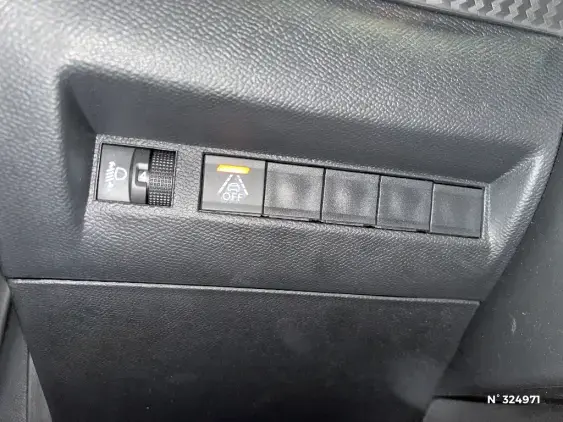 PEUGEOT 208 BUSINESS R II - voiture d'occasion - Photo 14