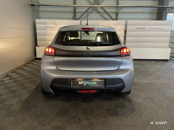 PEUGEOT 208 BUSINESS R II - voiture d'occasion - Photo 6