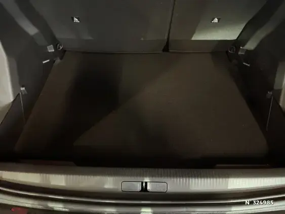 PEUGEOT 2008 II - voiture d'occasion - Photo 7