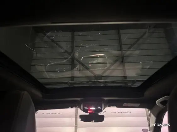 PEUGEOT 2008 II - voiture d'occasion - Photo 25