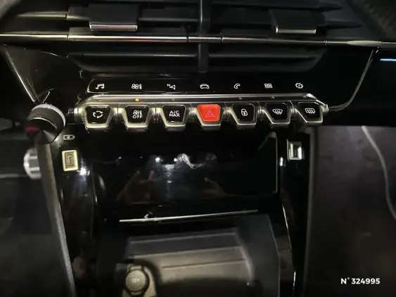 PEUGEOT 2008 II - voiture d'occasion - Photo 28