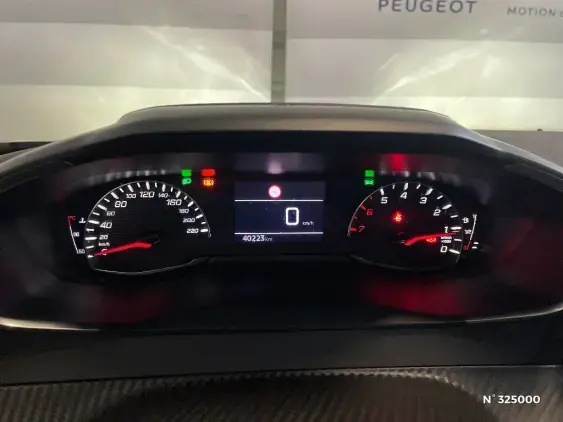 PEUGEOT 2008 II - voiture d'occasion - Photo 12
