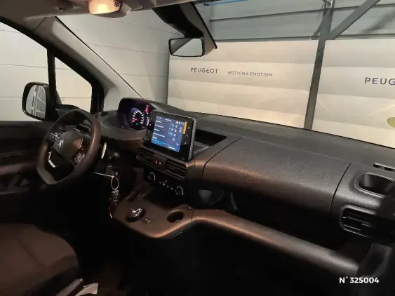 PEUGEOT PARTNER III - voiture d'occasion - Photo 9