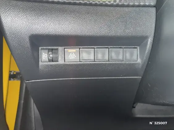 PEUGEOT 208 BUSINESS R II - voiture d'occasion - Photo 15