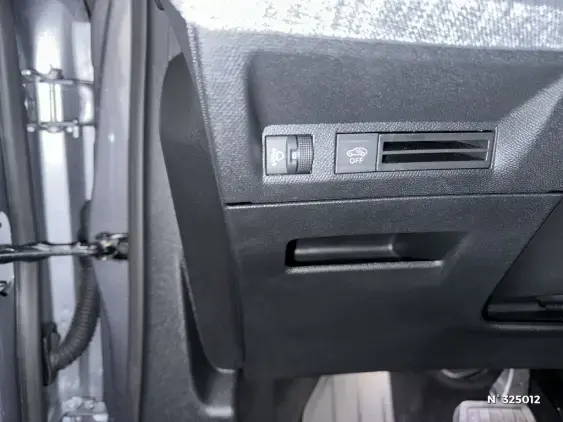 PEUGEOT 3008 III - voiture d'occasion - Photo 15