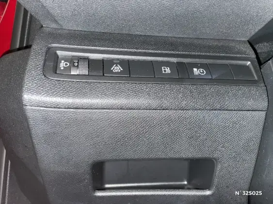 PEUGEOT 3008 II - voiture d'occasion - Photo 15