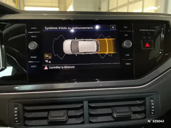 VOLKSWAGEN POLO VI - voiture d'occasion - Photo 14