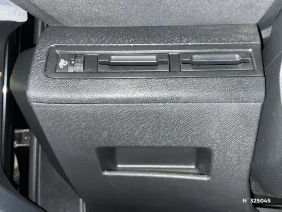 PEUGEOT 3008 II - voiture d'occasion - Photo 15