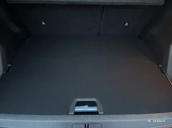 PEUGEOT 2008 II - voiture d'occasion - Photo 7