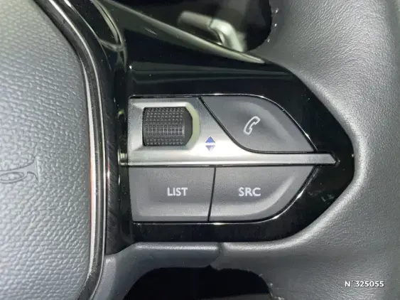 PEUGEOT 2008 II - voiture d'occasion - Photo 26