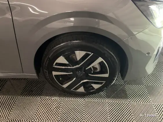 PEUGEOT 208 II - voiture d'occasion - Photo 8