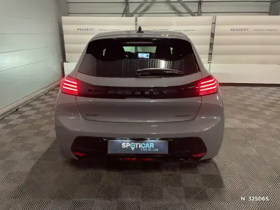 PEUGEOT 208 II - voiture d'occasion - Photo 6