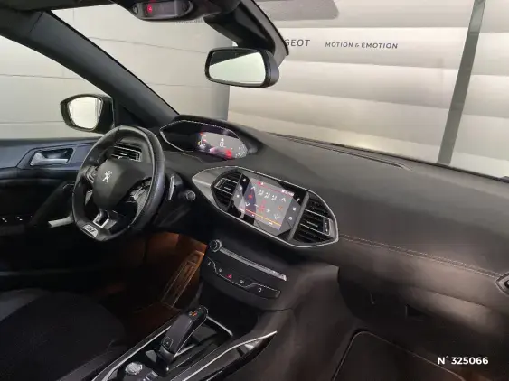 PEUGEOT 308 II - voiture d'occasion - Photo 9