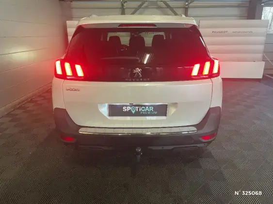 PEUGEOT 5008 II - voiture d'occasion - Photo 6