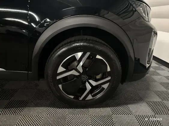 PEUGEOT 2008 II - voiture d'occasion - Photo 8