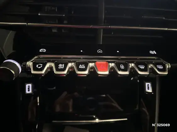 PEUGEOT 2008 II - voiture d'occasion - Photo 27