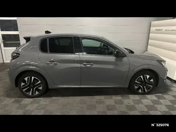 PEUGEOT 208 II - voiture d'occasion - Photo 5