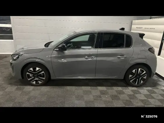 PEUGEOT 208 II - voiture d'occasion - Photo 2